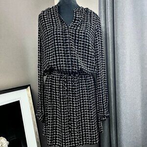 Forest Lily Black and White Dress